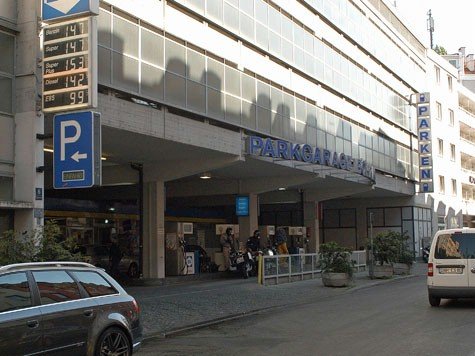 Hier geschah am 15.5.2006 der Mord an der Eigentümerin Charlotte Böhringer. Hier geschah am 15.5.2006 der Mord an der Eigentümerin Charlotte Böhringer.