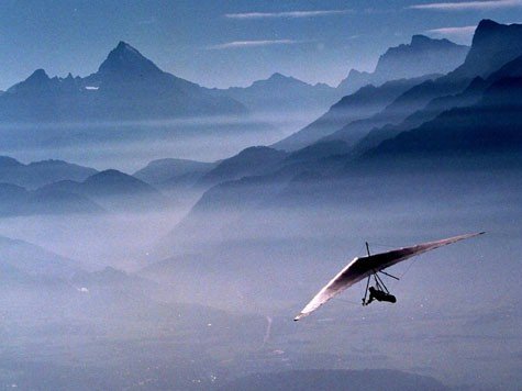 Der Untersberg im Berchtesgadener Land (r.): Erst Mitte Juni ereignete sich hier eine wundersame Rettung. Eine US-Amerikanerin hatte sich verlaufen und wurde nach drei Tagen gefunden Der Untersberg im Berchtesgadener Land (r.): Erst Mitte Juni ereignete sich hier eine wundersame Rettung. Eine US-Amerikanerin hatte sich verlaufen und wurde nach drei Tagen gefunden