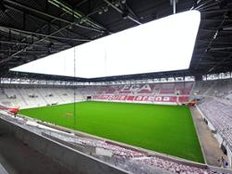 FC Augsburg bezieht neues Stadion: Einweihung der Impuls-Arena