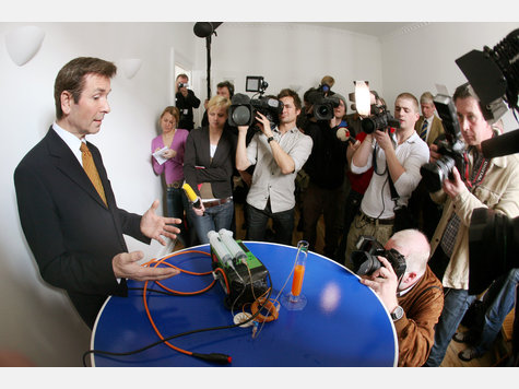 Selbstt&ouml;tungsmaschine Roger Kusch