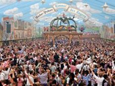 Schon jetzt werden für das Oktoberfest 2010 Plätze verkauft