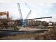 Mega-Kran an der Isar
