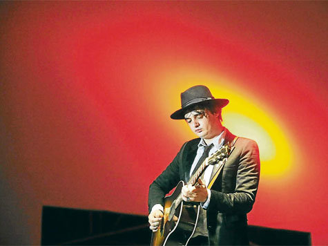 Niemand drehte dem britischen Rocker Pete Doherty (30) den Saft ab.