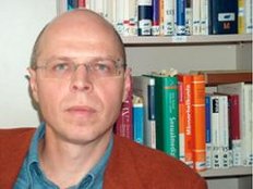 Forscher an Berliner Charité, Klaus Beier: Pädophile und Kinderschänder nicht gleichsetzen