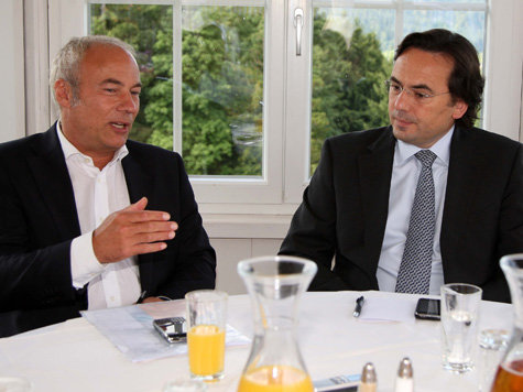 Rainer Beeck (l.) und Robert Niemann haben den Konfrontationskurs zu den Bayern beendet Rainer Beeck (l.) und Robert Niemann haben den Konfrontationskurs zu den Bayern beendet