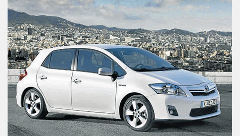 Toyota Auris Hybrid