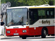 Busfahrer mit Drogen im Blut - und im Gepäck