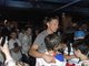Bahn frei f&uuml;r Ivica Bowlic! Am Donnerstagabend hat FC-Bayern-Star Ivica Olic das renovierte Bowling- und Billard-Center Rollpalast am Westkreuz er&ouml;ffnet. Auch seine S&ouml;hne Luca und Toni waren mit viel Begeisterung dabei.