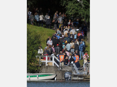 Bilder: Die R&uuml;ckkehr der &Uuml;berlebenden auf die Horror-Insel