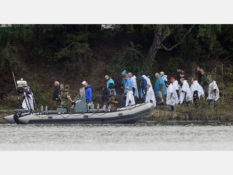 Bilder: Die R&uuml;ckkehr der &Uuml;berlebenden auf die Horror-Insel