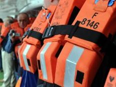 Richtiges Verhalten bei einem Schiffbruch Richtiges Verhalten bei einem Schiffbruch