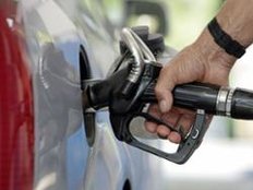 ADAC-Studie: Sprit vor dem Wochenende besonders teuer