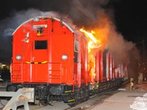 Waggon brennt aus - Gasflaschen gesichert Waggon brennt aus - Gasflaschen gesichert