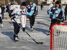 Hamburg Freezers trainieren auf der Außenalster