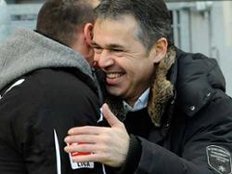 FC Augsburg bei Bayer Leverkusen: Keine Autogramme holen!