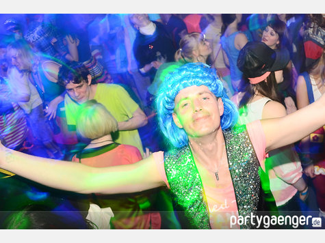 Buck Rogers - Rosenmontag: Bad Taste goes 90s