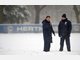 Dick eingepackt gab Otto Rehhagel im dichten Berliner Schneetreiben nach mehr als elf Jahren sein Comeback auf einem Bundesliga-Trainingsplatz.