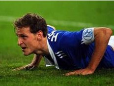 Benedikt Höwedes gibt dem FC Bayern einen Korb