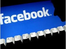Facebook-Foto: Hitlergruß in Polizeiuniform
