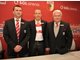 Der FC Augsburg hat seine neue Doppelspitze pr&auml;sentiert: Gesch&auml;ftsf&uuml;hrer Peter Bircks und Manager Manfred Paula. F&uuml;r Vereinsboss Walther Seinsch ist es die "beste L&ouml;sung".