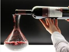 Rotwein schützt Gefäße besser als Weißwein