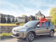 Jetzt kredenzt auch Citroën mit dem C4 Aircross einen Kompakt-SUV