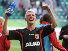 FC Augsburg verabschiedet fünf Fußball-Profis