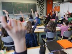 Lehrerverband will Lernpensum an Gymnasien halbieren
