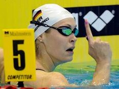 Mensing Europameisterin über 100 Meter Rücken  - Koch wird Zweiter